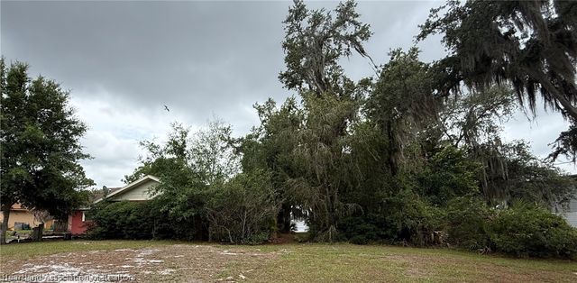 3260 Popinjay Avenue, Lake Placid, FL 33852