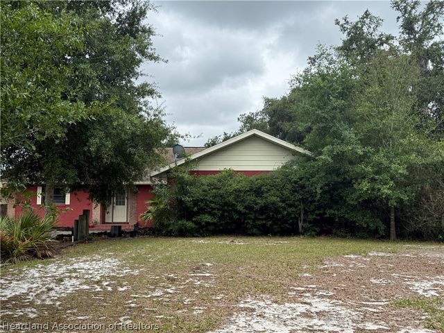 3260 Popinjay Avenue, Lake Placid, FL 33852