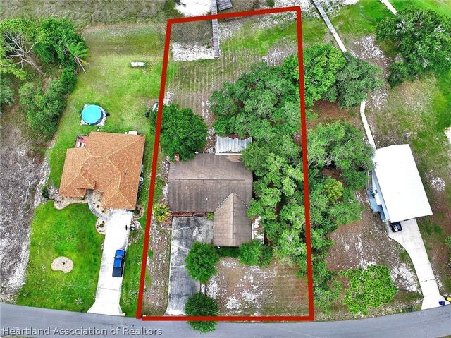 3260 Popinjay Avenue, Lake Placid, FL 33852