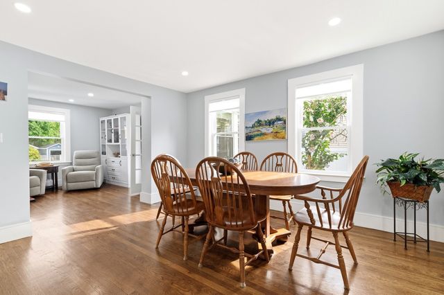 43 Standish St, Weymouth, MA 02191