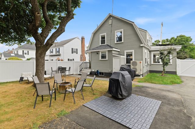 43 Standish St, Weymouth, MA 02191