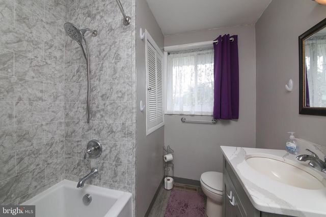 3072 RICHLIEU RD, Bensalem, PA 19020