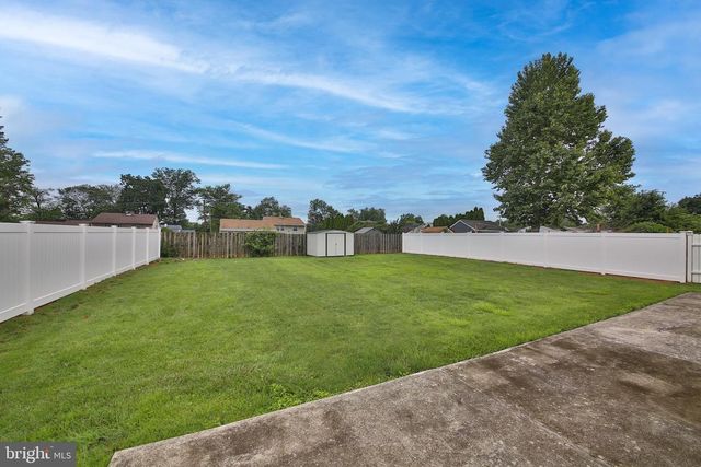 3072 RICHLIEU RD, Bensalem, PA 19020