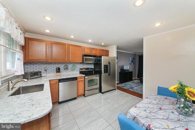 3072 RICHLIEU RD, Bensalem, PA 19020