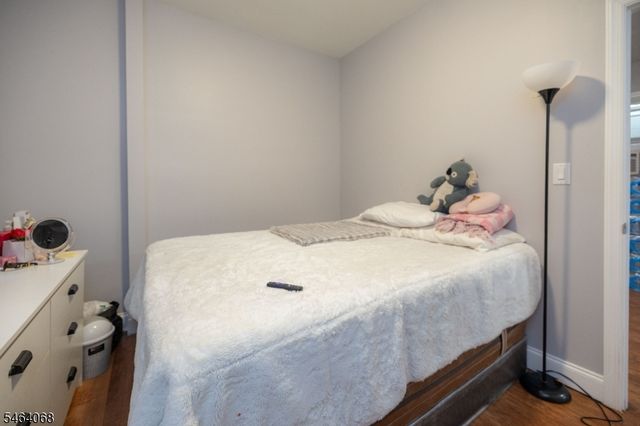 26 Reid St, Elizabeth City, NJ 07201
