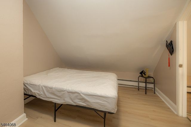 26 Reid St, Elizabeth City, NJ 07201