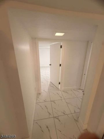 26 Reid St, Elizabeth City, NJ 07201
