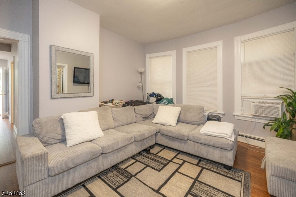 26 Reid St, Elizabeth City, NJ 07201 — photo 5