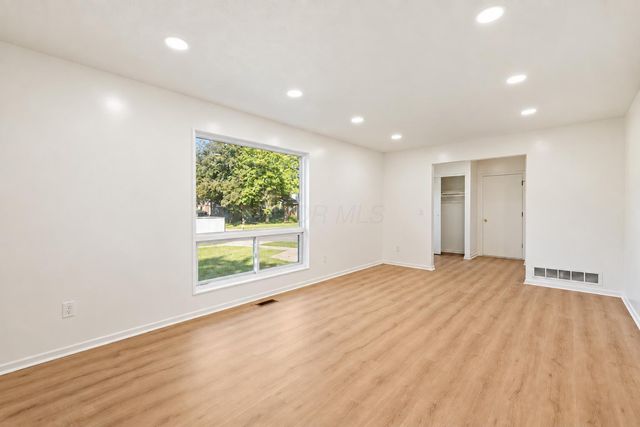 156 Crowles Avenue, Westerville, OH 43081