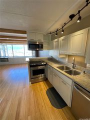 2333 Kapiolani Boulevard 3106, Honolulu, HI 96826