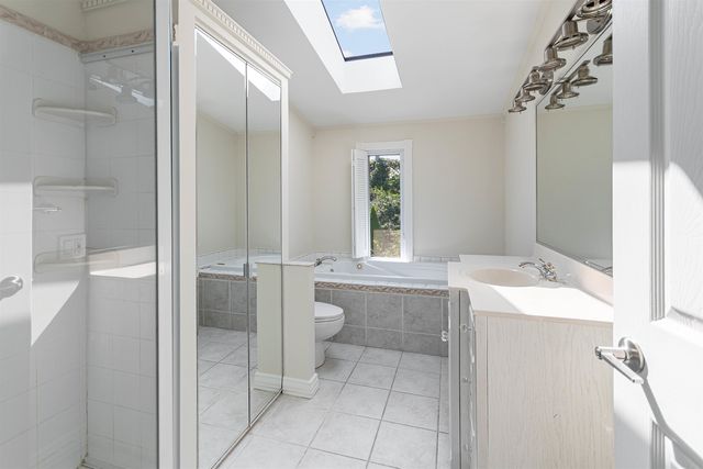 623 Edmar Drive, Peninsula Twp, MI 49686