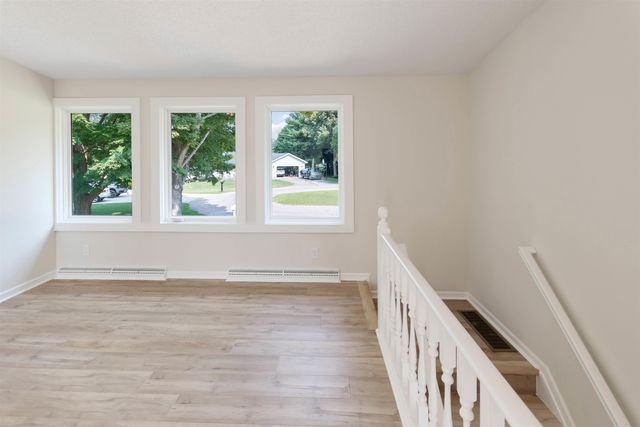 623 Edmar Drive, Peninsula Twp, MI 49686