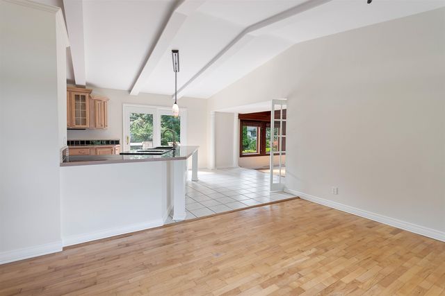 623 Edmar Drive, Peninsula Twp, MI 49686