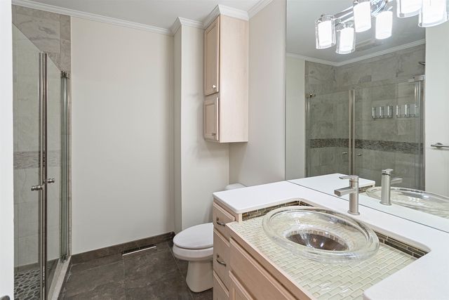 623 Edmar Drive, Peninsula Twp, MI 49686