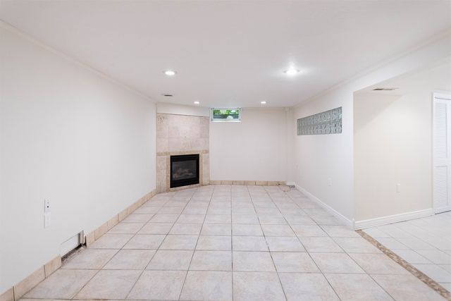 623 Edmar Drive, Peninsula Twp, MI 49686