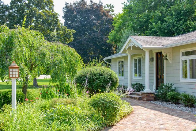 623 Edmar Drive, Peninsula Twp, MI 49686