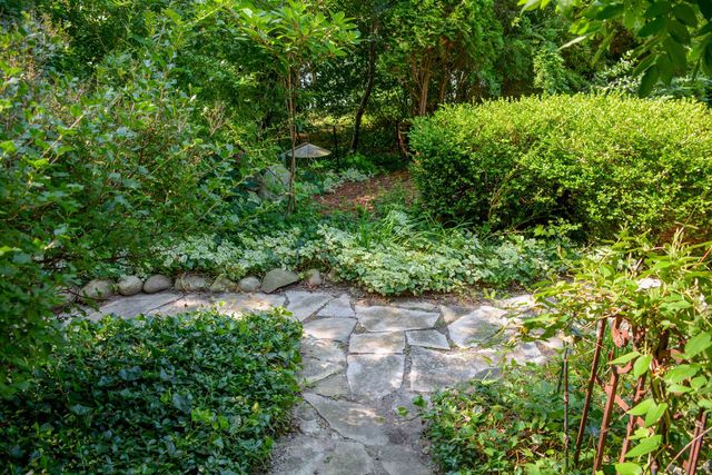 623 Edmar Drive, Peninsula Twp, MI 49686