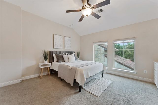 19 Paloma Bend Place, Spring, TX 77389