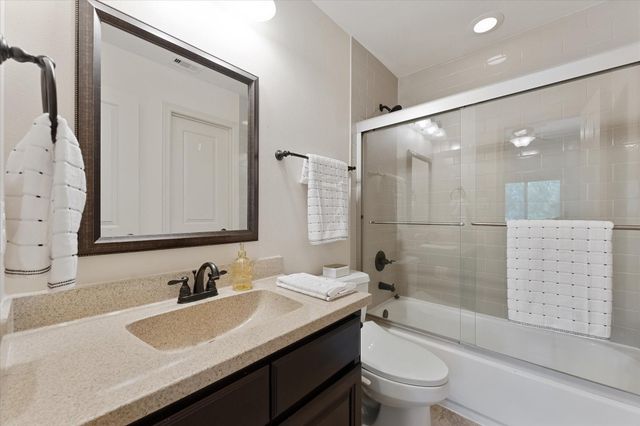 19 Paloma Bend Place, Spring, TX 77389