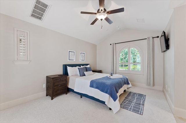 19 Paloma Bend Place, Spring, TX 77389