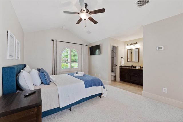 19 Paloma Bend Place, Spring, TX 77389