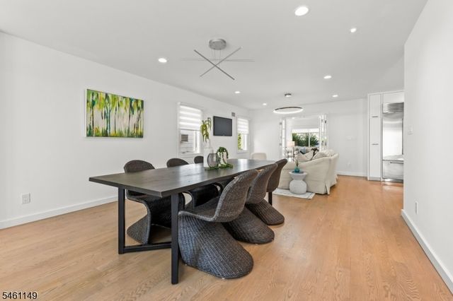33 S Mountain Rd, Millburn Twp., NJ 07041