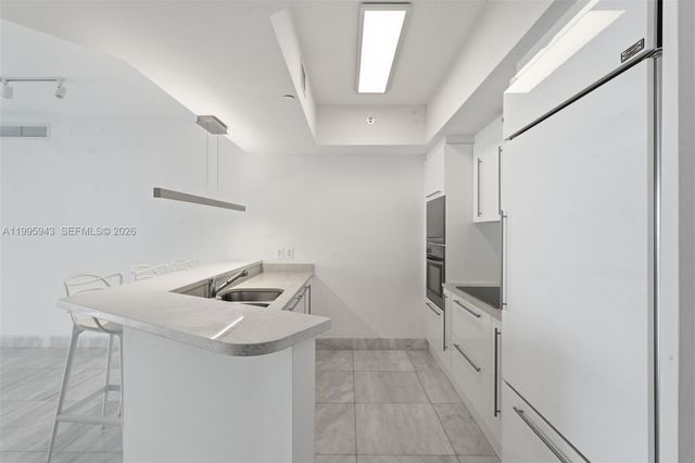 450 Alton Rd 910, Miami Beach, FL 33139