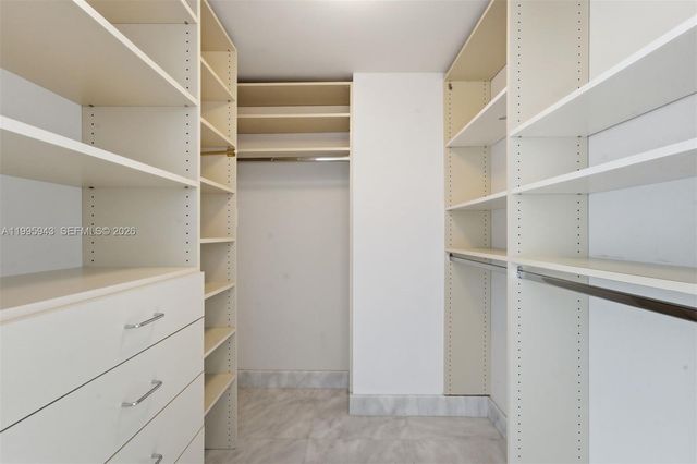 450 Alton Rd 910, Miami Beach, FL 33139