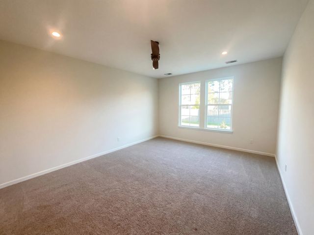 2226 Pimlico Drive, Ridgeville, SC 29472