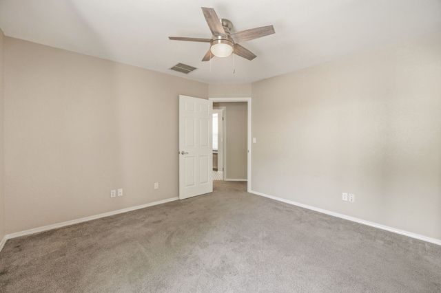 302 Hill Street, Glen Rose, TX 76043
