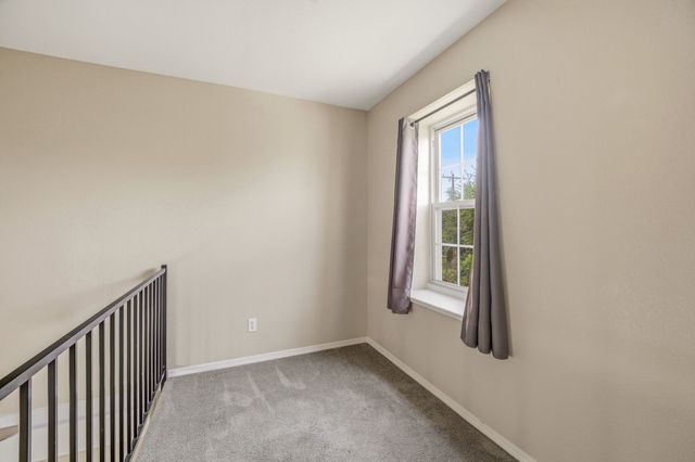 302 Hill Street, Glen Rose, TX 76043