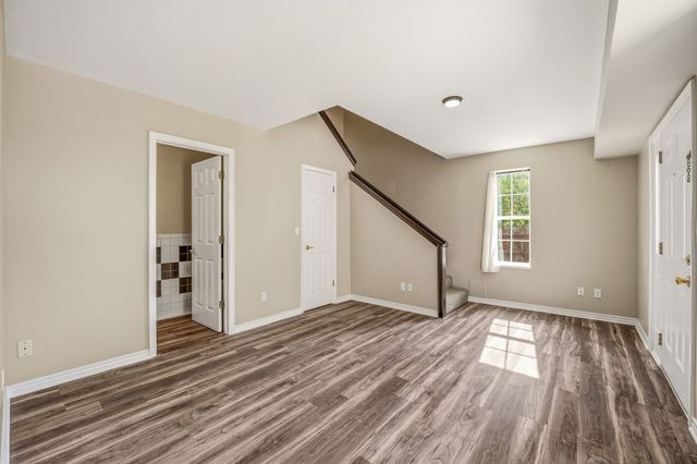 302 Hill Street, Glen Rose, TX 76043