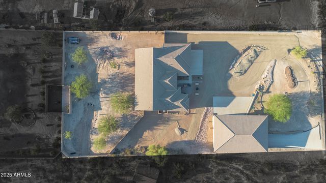 1532 N ROADRUNNER Road, Apache Junction, AZ 85119