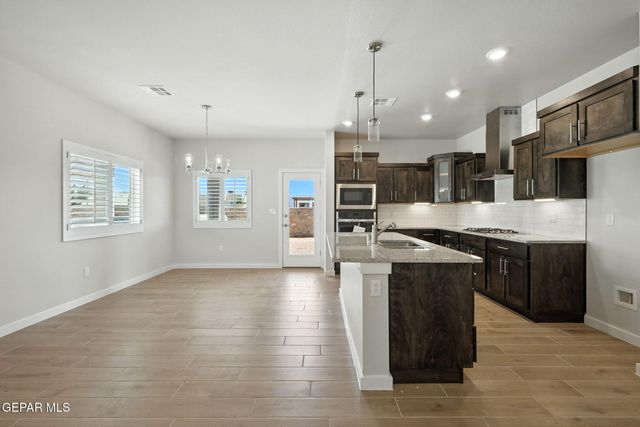 5689 Las Ramblas Avenue, El Paso, TX 79934