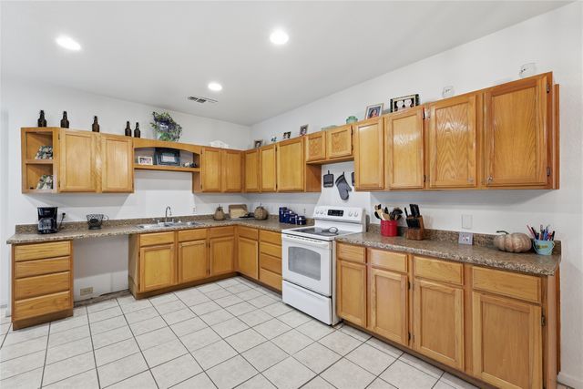 112 Willbanks Lane, Boyd, TX 76023