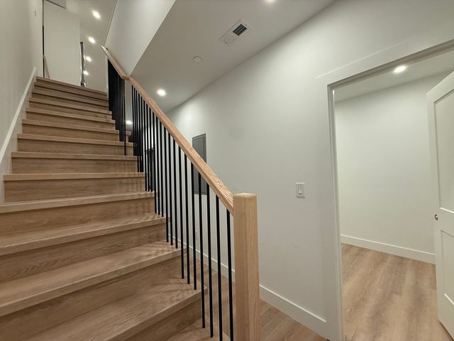 49 Chase Street 1, Newton, MA 02459