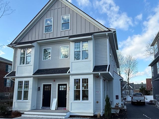 49 Chase Street 1, Newton, MA 02459