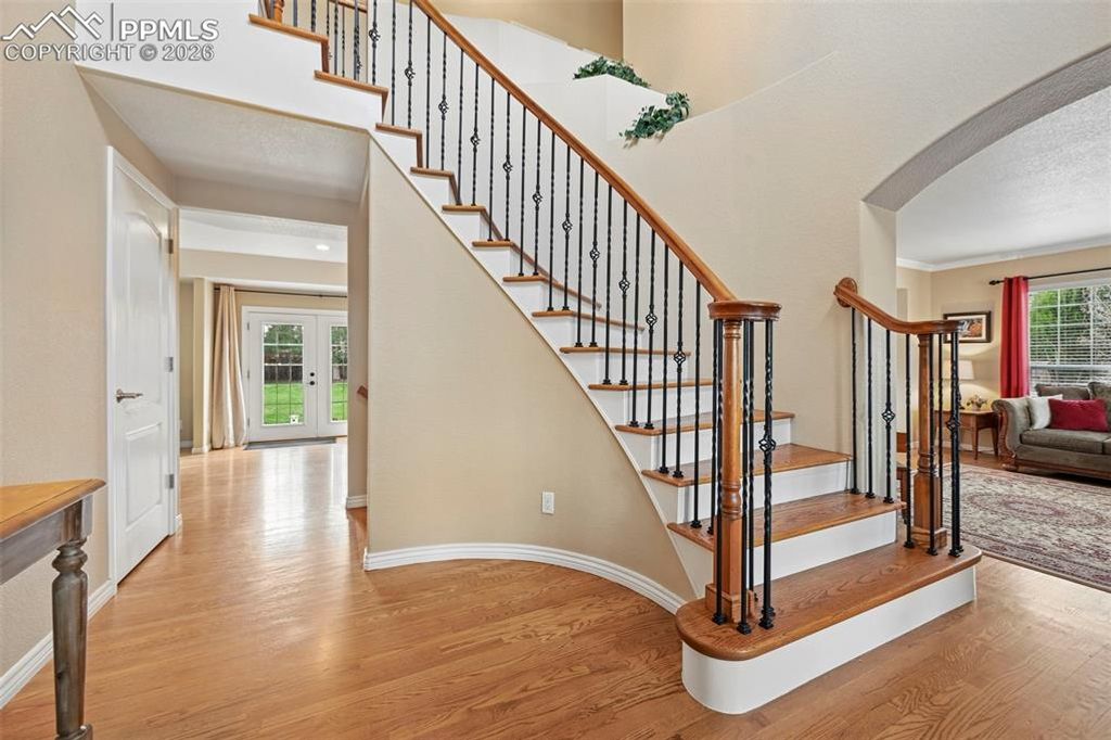 Image 6 of property listing at 6153 Gunslinger Drive, Colorado Springs, CO 80923