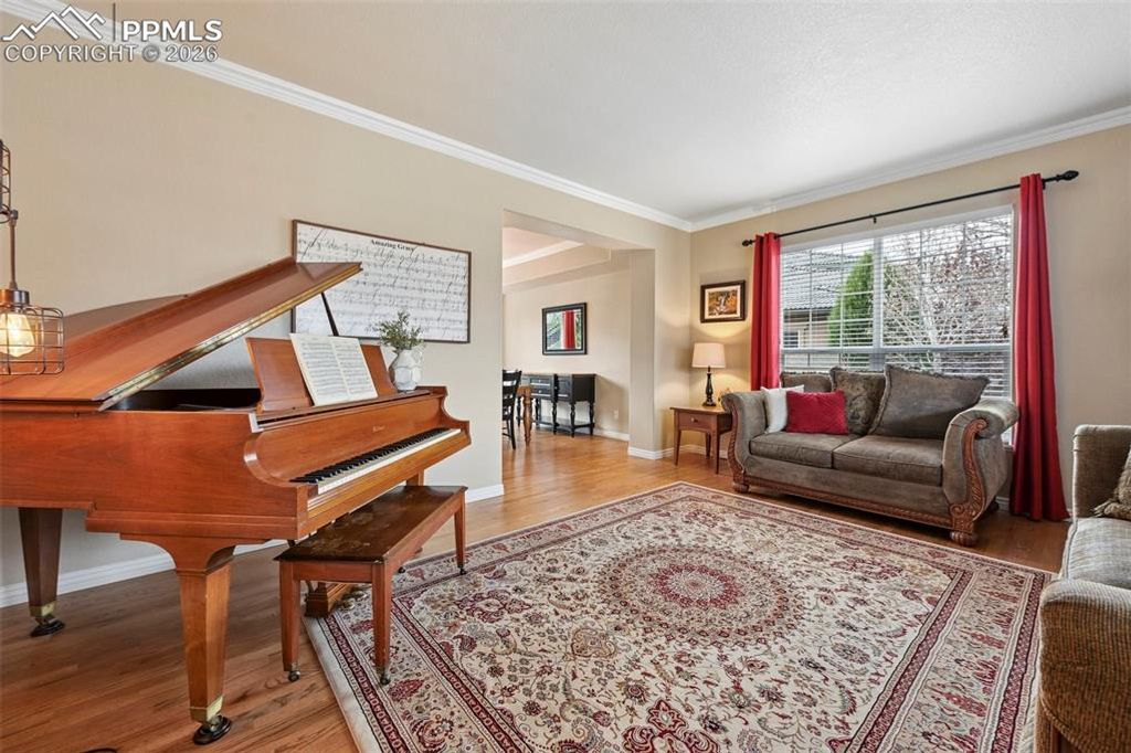 Image 8 of property listing at 6153 Gunslinger Drive, Colorado Springs, CO 80923