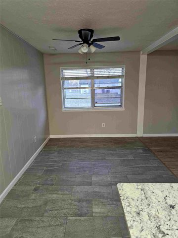 1106 Gifford Drive, Granbury, TX 76048