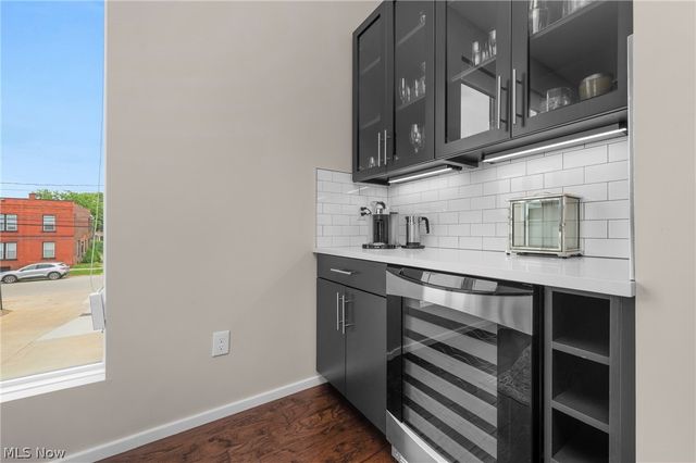 1298 W 58th Street, Cleveland, OH 44102