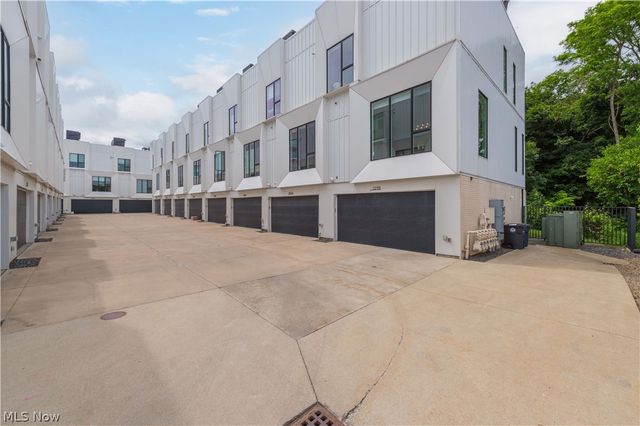 1298 W 58th Street, Cleveland, OH 44102
