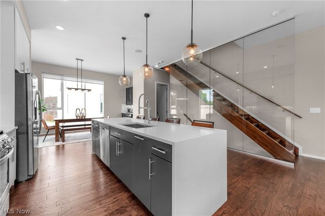 1298 W 58th Street, Cleveland, OH 44102