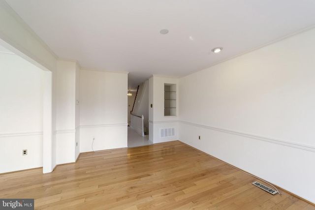 10 LIBERTE LN, Chesterbrook, PA 19087