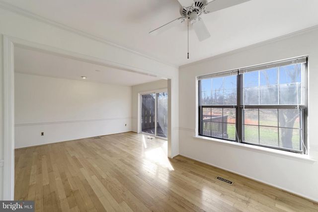 10 LIBERTE LN, Chesterbrook, PA 19087