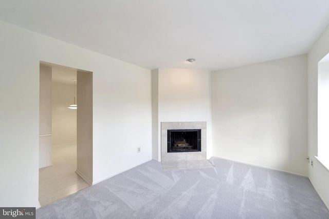 10 LIBERTE LN, Chesterbrook, PA 19087