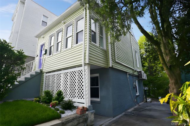 122 Oliver Avenue, Yonkers, NY 10701
