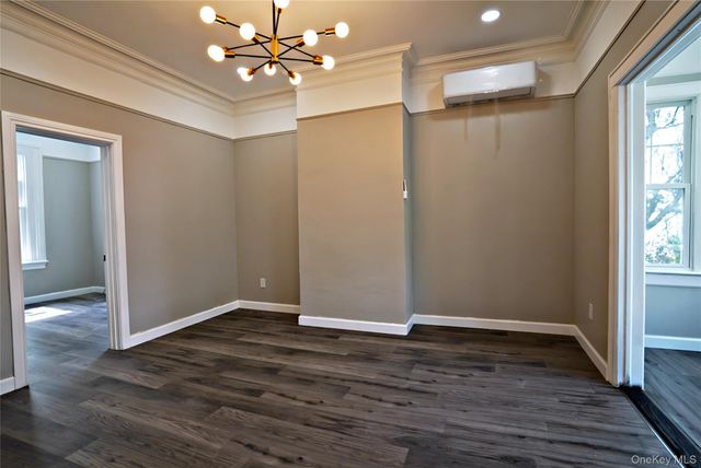 122 Oliver Avenue, Yonkers, NY 10701