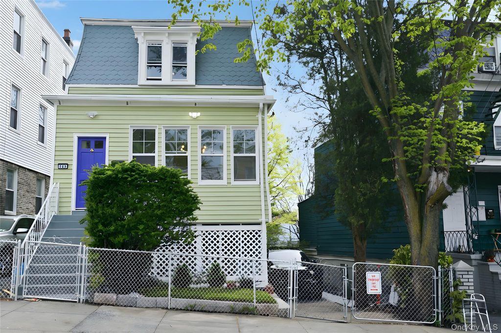 122 Oliver Avenue, Yonkers, NY 10701