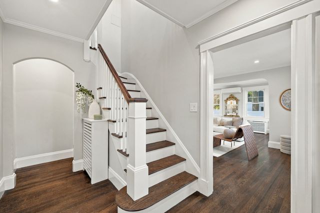 74 Tedesco St, Marblehead, MA 01945